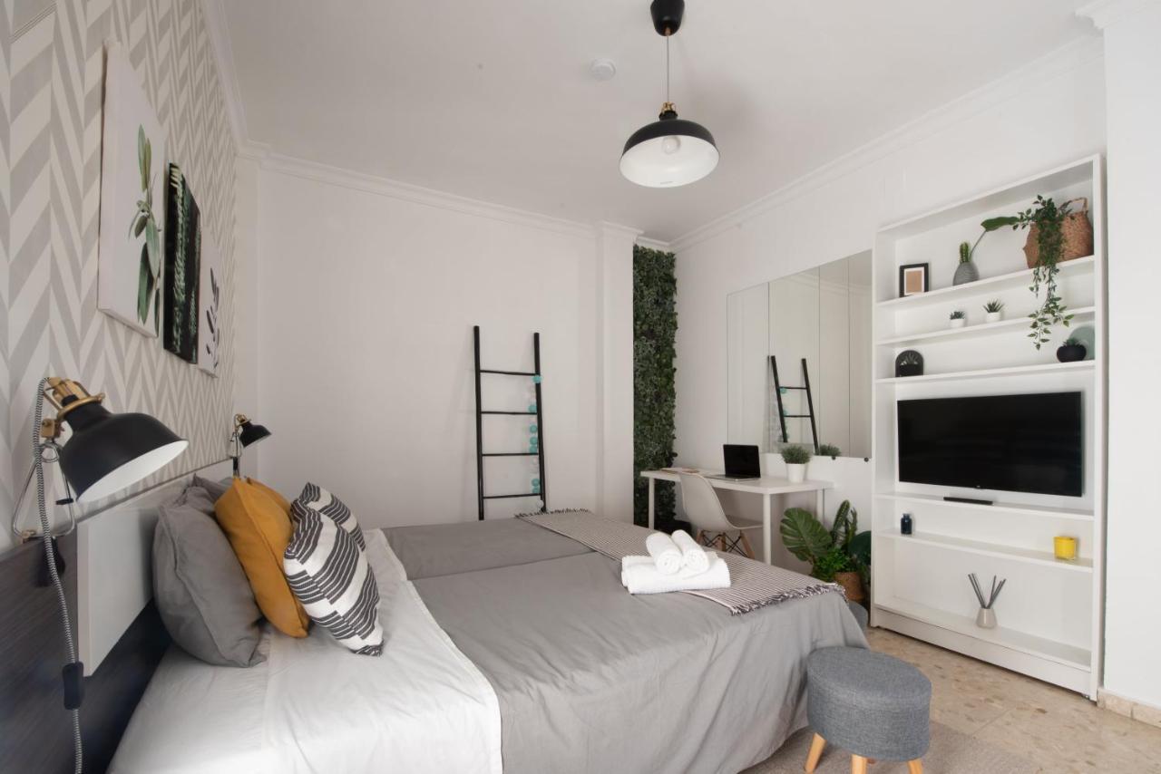 Nordik Rooms Urban - Trinidad "Copenhague" Malaga Luaran gambar