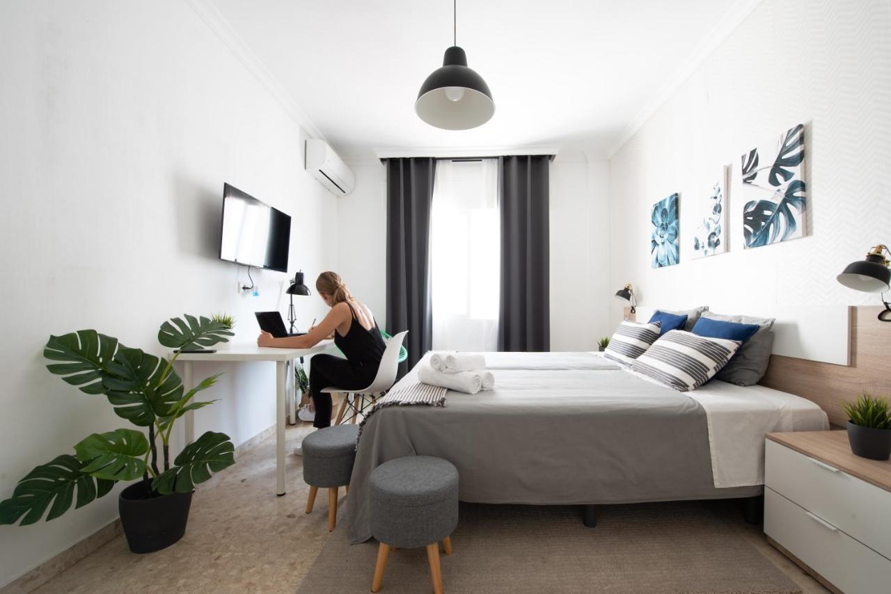 Nordik Rooms Urban - Trinidad "Copenhague" Malaga Luaran gambar