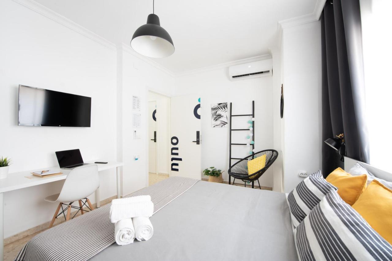 Nordik Rooms Urban - Trinidad "Copenhague" Malaga Luaran gambar