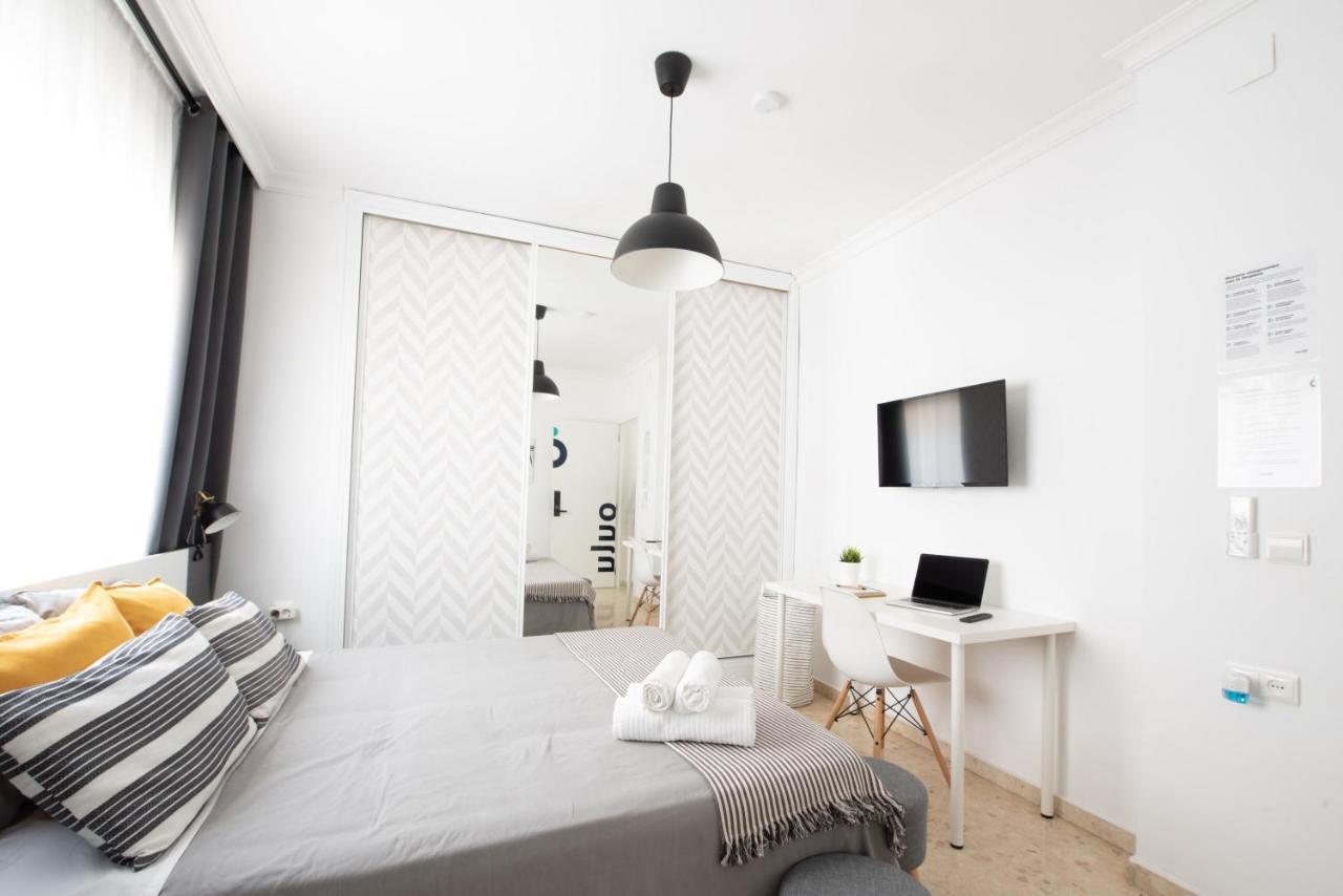 Nordik Rooms Urban - Trinidad "Copenhague" Malaga Luaran gambar