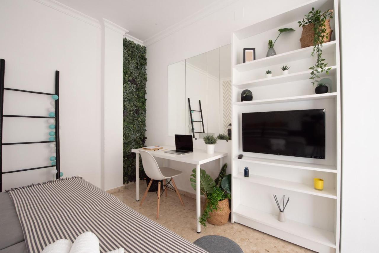 Nordik Rooms Urban - Trinidad "Copenhague" Malaga Luaran gambar
