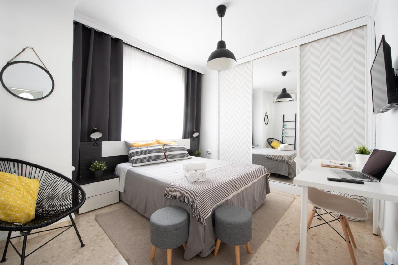 Nordik Rooms Urban - Trinidad "Copenhague" Malaga Luaran gambar