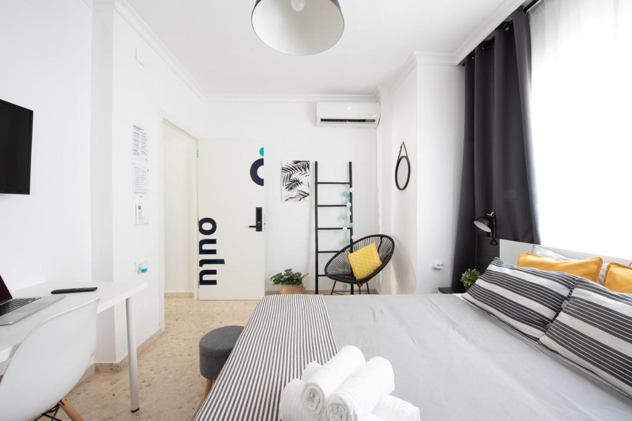 Nordik Rooms Urban - Trinidad "Copenhague" Malaga Luaran gambar