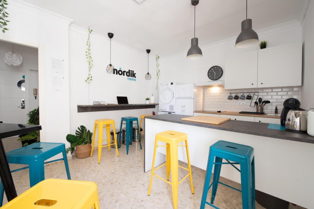 Nordik Rooms Urban - Trinidad "Copenhague" Malaga Luaran gambar